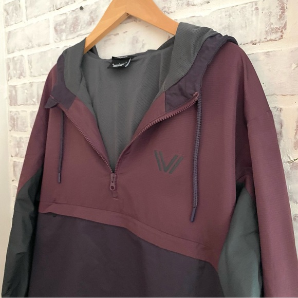 Peak Velocity • Zephyr Windbreaker Loose-Fit Anorak Jacket • Burgundy & Plum - Picture 6 of 11